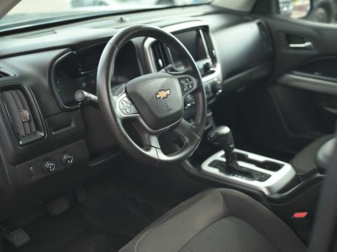 Used 2016 Chevrolet Colorado LT w/ Midnight Edition image 8