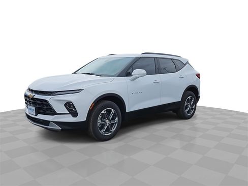 New 2026 Chevrolet Blazer LT w/ Convenience Package image 4
