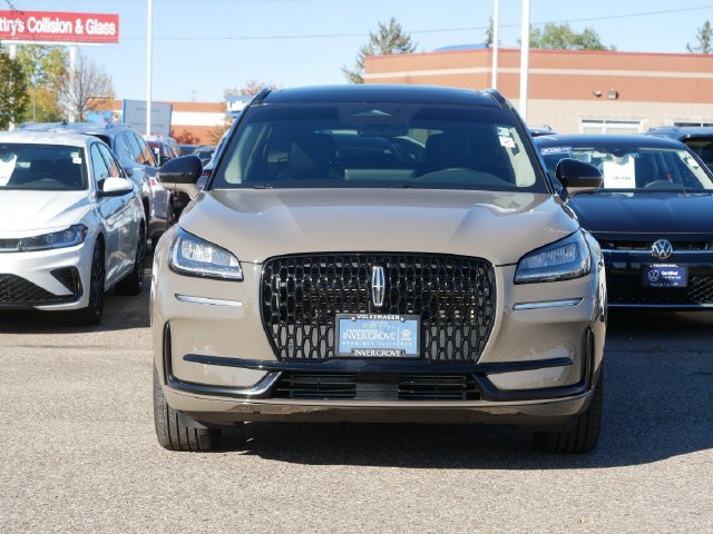 Used 2025 Lincoln Corsair AWD w/ Equipment Group 101A image 2