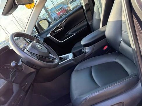 Used 2023 Toyota RAV4 XLE Premium image 12