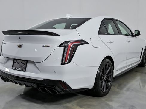 Used 2022 Cadillac CT4 V Blackwing image 12