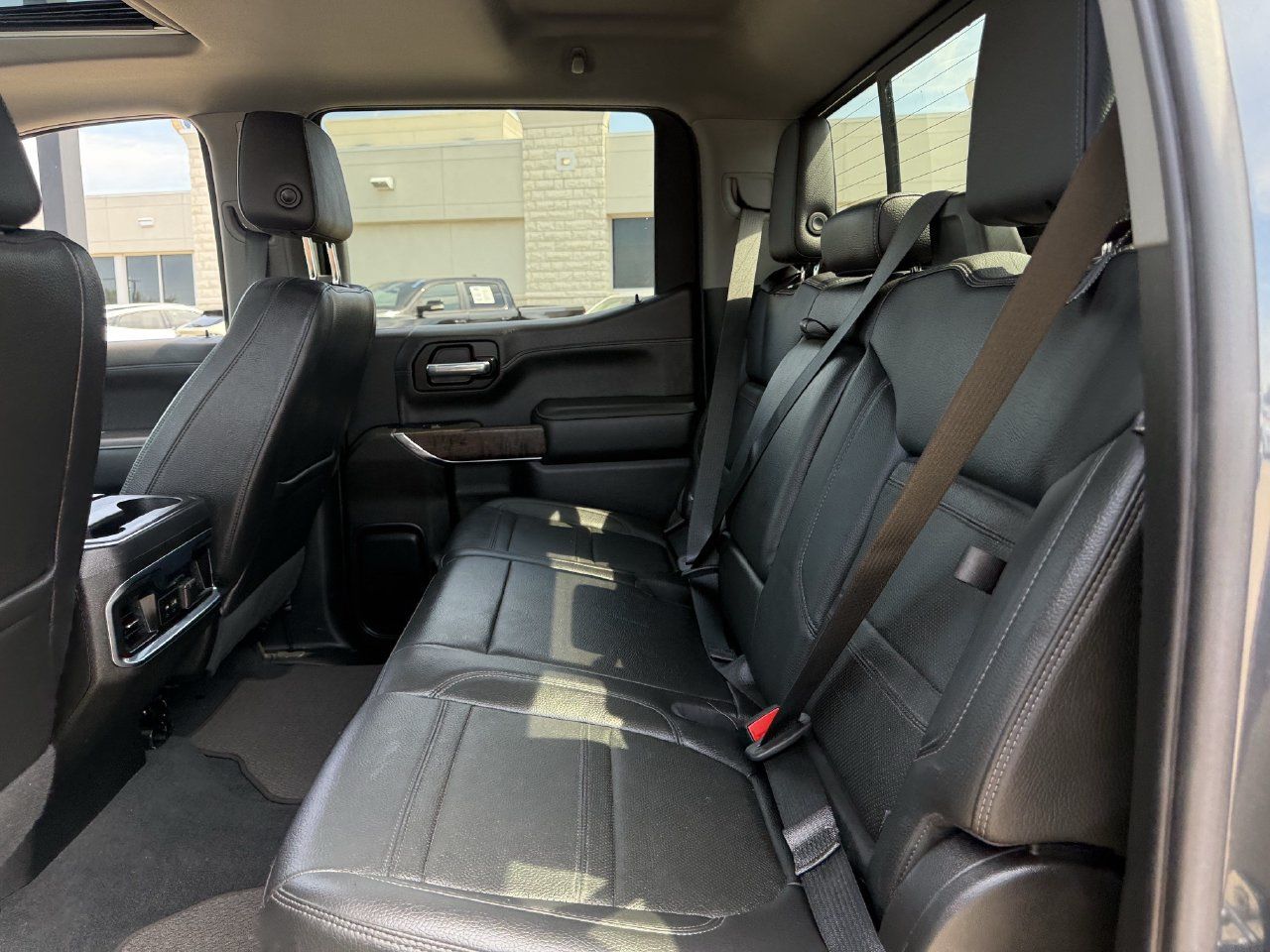 Used 2021 GMC Sierra 1500 Denali w/ Denali Premium Package AWD/4WD image 26