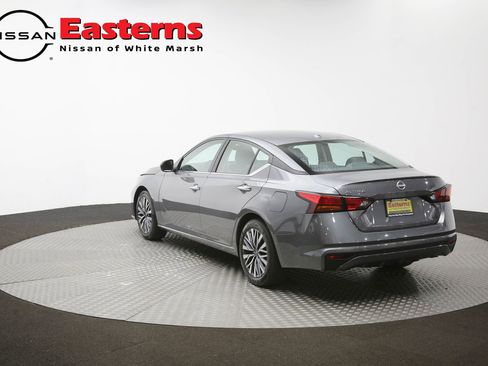 Used 2025 Nissan Altima 2.5 SV FWD image 63