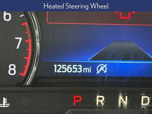 Used 2020 Ford Explorer XLT w/ Equipment Group 202A RWD image 12