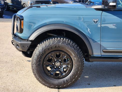 Used 2021 Ford Bronco First Edition image 8