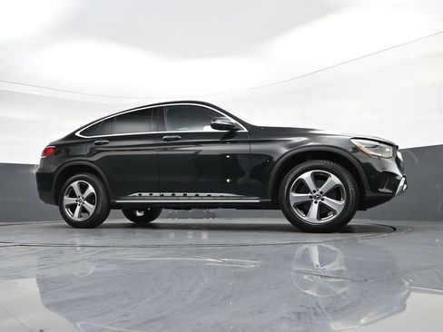 Used 2022 Mercedes-Benz GLC 300 4MATIC Coupe image 32