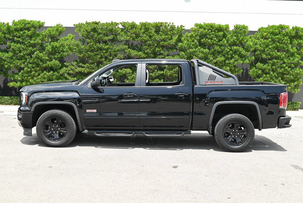 Used 2017 GMC Sierra 1500 SLT w/ All Terrain X Package AWD/4WD image 7