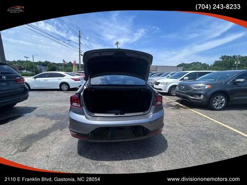 Used 2019 Hyundai Elantra Value Edition FWD image 8
