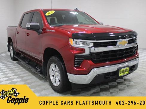 Used 2022 Chevrolet Silverado 1500 LT w/ Convenience Package II image 1