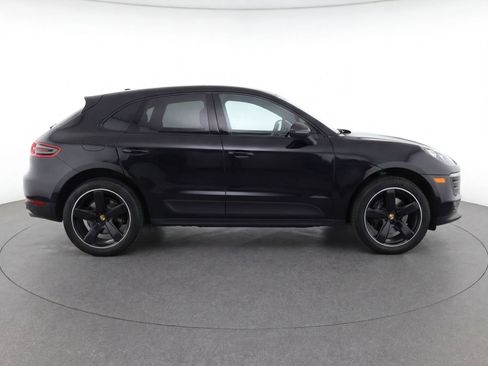 Used 2018 Porsche Macan Sport Edition AWD/4WD image 8