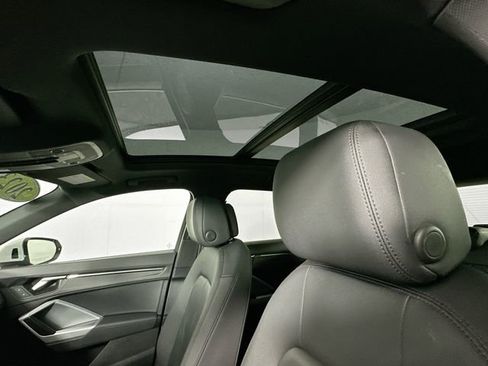 Used 2023 Audi Q3 2.0T Premium image 17