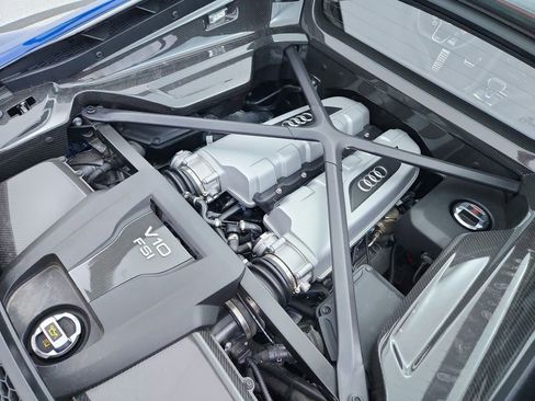 Used 2020 Audi R8 V10 performance image 40
