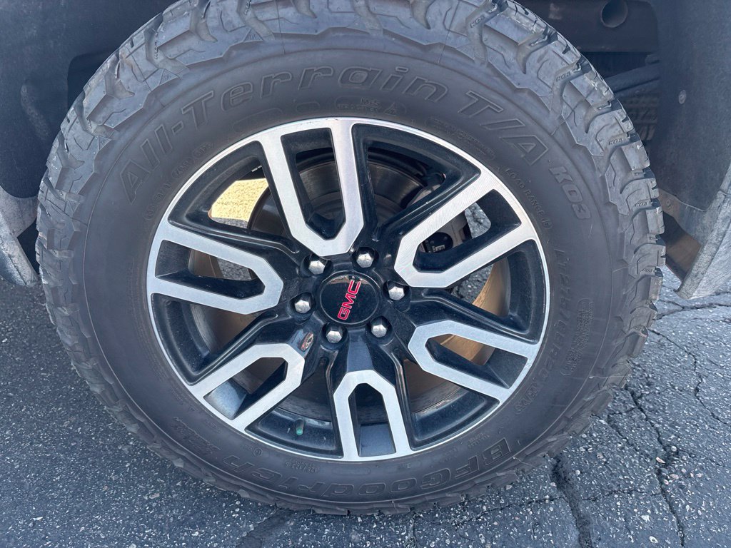 Used 2022 GMC Sierra 1500 AT4 w/ AT4 Premium Package AWD/4WD image 28