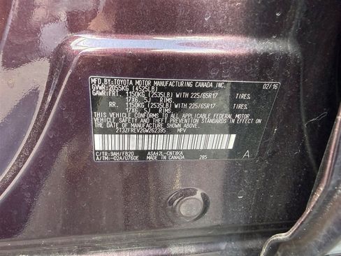 Used 2016 Toyota RAV4 LE FWD image 12