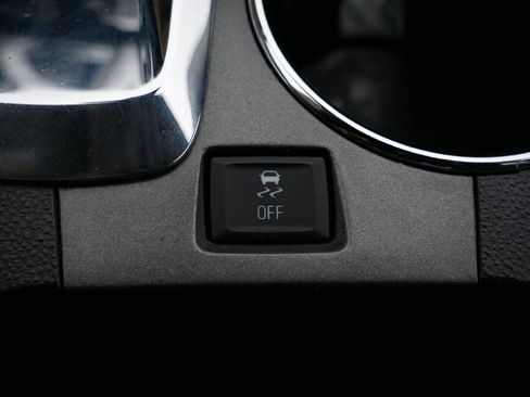 Used 2015 GMC Terrain SLE image 30