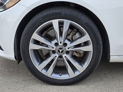 Used 2018 Mercedes-Benz C 300 4MATIC Sedan image 17