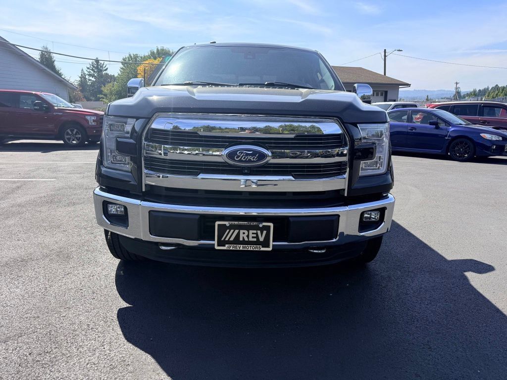 Used 2016 Ford F150 Lariat w/ Equipment Group 502A Luxury AWD/4WD image 8