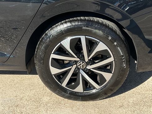 Used 2024 Volkswagen Jetta S image 8