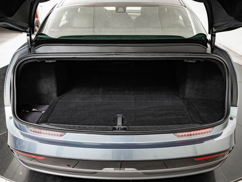 Used 2024 Lucid Air Pure RWD image 20
