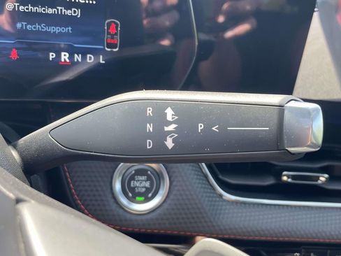 Used 2025 Chevrolet Equinox RS image 22