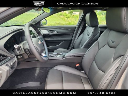 New 2025 Cadillac CT4 Premium Luxury image 7