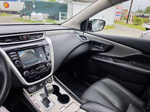Used 2015 Nissan Murano Platinum w/ Platinum Technology Package AWD/4WD image 25