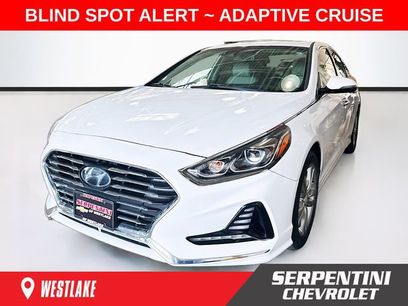 Used 2018 Hyundai Sonata Limited w/ Limited Ultimate Package 03