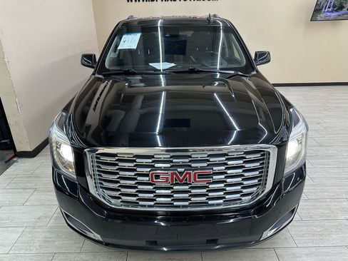Used 2020 GMC Yukon XL Denali image 4