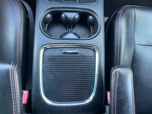 Used 2019 Dodge Grand Caravan GT FWD image 29
