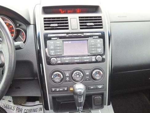 Used 2012 MAZDA CX-9 Touring w/ Moonroof & Bose Audio Pkg image 17