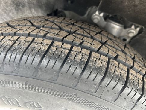 Certified 2022 Ford Explorer XLT w/ Equipment Group 202A image 26