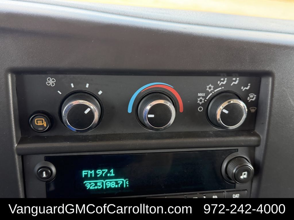 Used 2025 Chevrolet Express 3500 LT w/ LT Preferred Equipment Group RWD image 22