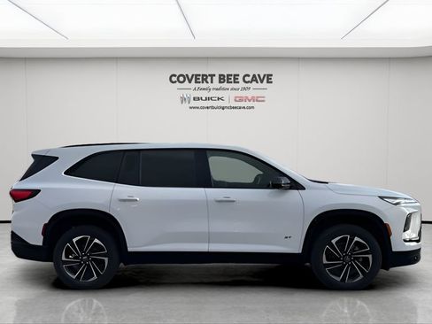 New 2026 Buick Enclave Sport Touring w/ LPO, Floor Liner Package image 11