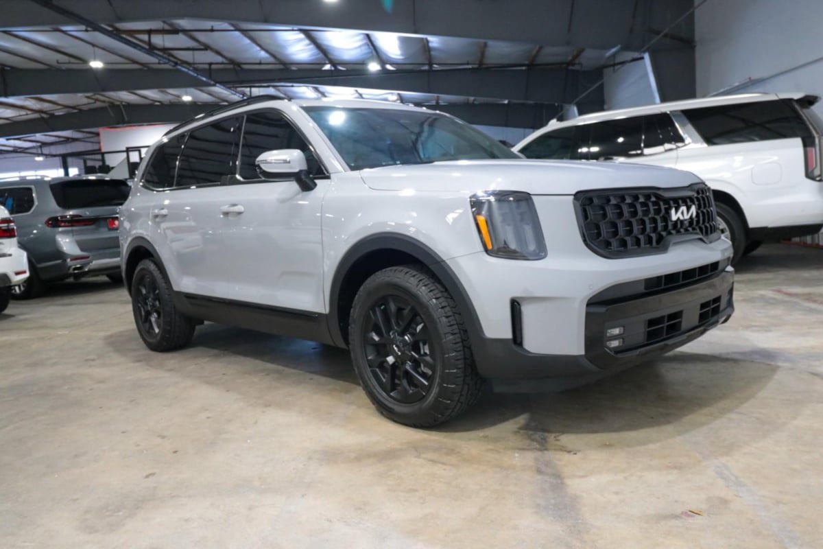 Used 2024 Kia Telluride SX X-Pro AWD/4WD image 2