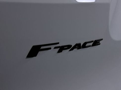 Used 2021 Jaguar F-PACE S AWD/4WD image 32