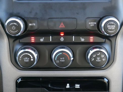 Used 2023 RAM 1500 Big Horn image 18