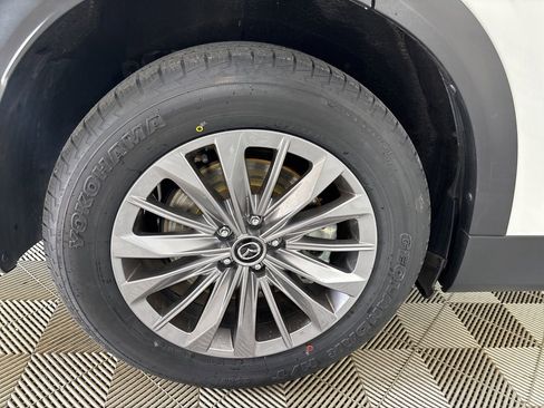 Used 2024 MAZDA CX-90 3.3 Turbo w/ Preferred Plus image 34