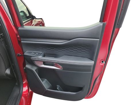 New 2025 Ford Ranger XLT w/ Equipment Group 301A High image 29