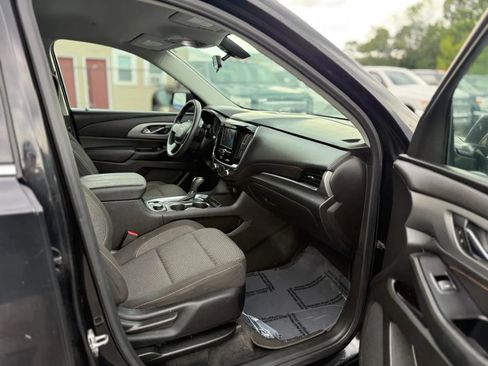 Used 2019 Chevrolet Traverse LS FWD image 12