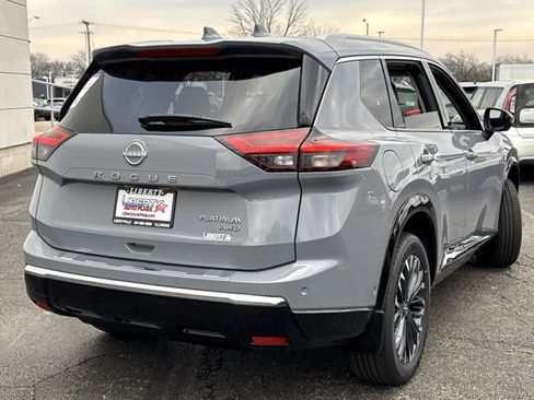 New 2025 Nissan Rogue Platinum w/ Tech Package image 25