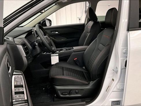 New 2026 Nissan Rogue Rock Creek image 10