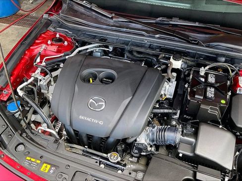 Used 2020 MAZDA MAZDA3 Hatchback w/ Premium Package FWD image 31