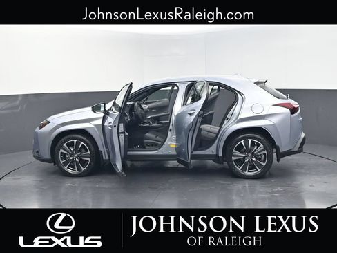 Used 2026 Lexus UX 300h FWD image 36