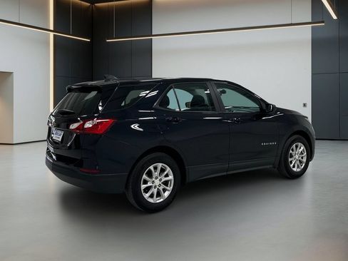 Used 2021 Chevrolet Equinox LS FWD image 6