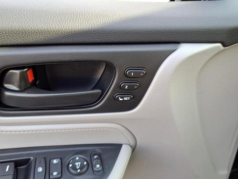 Certified 2024 Honda Odyssey EX-L image 11