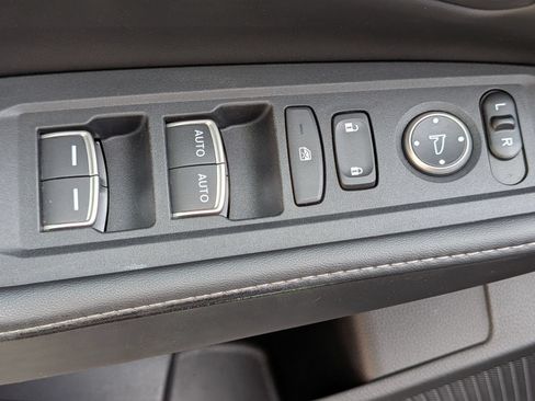 Used 2023 Honda Accord Sport image 14