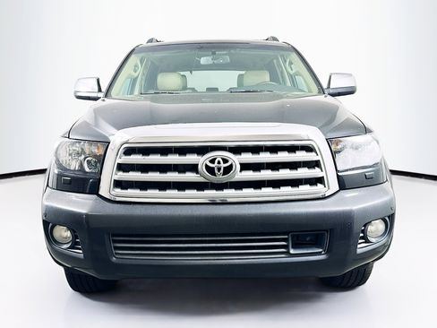 Used 2011 Toyota Sequoia Platinum image 2