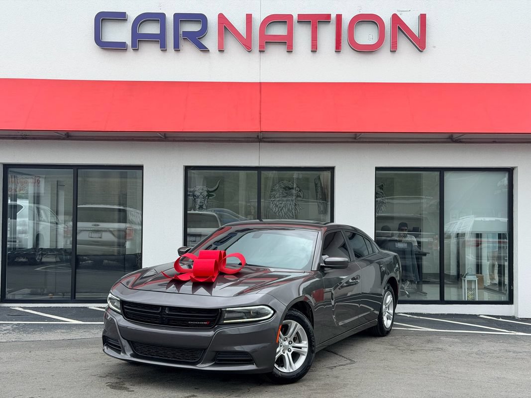 Used 2021 Dodge Charger SXT w/ Leather Interior Group RWD image 2
