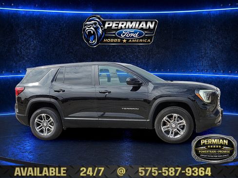 Used 2025 GMC Terrain Elevation AWD/4WD image 5