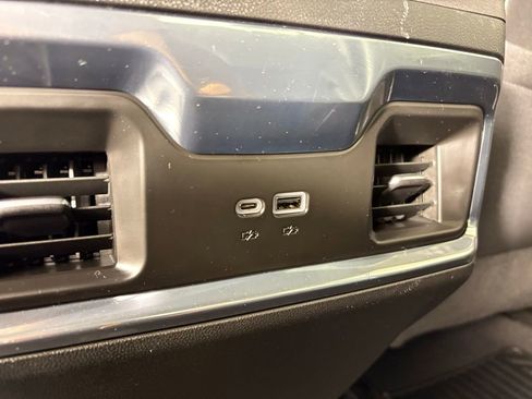 Used 2023 Chevrolet Silverado 1500 LTZ image 42